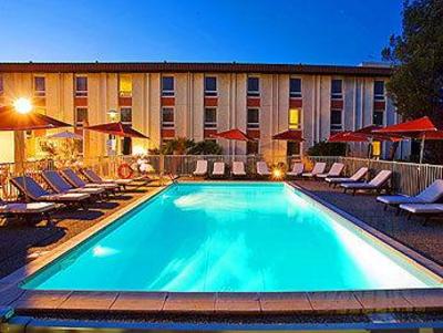 фото отеля Novotel Aix en Provence Beaumanoir Les 3 Sautets