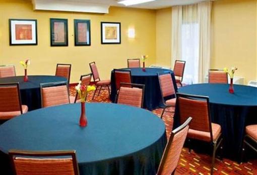 фото отеля Courtyard by Marriott Philadelphia Devon