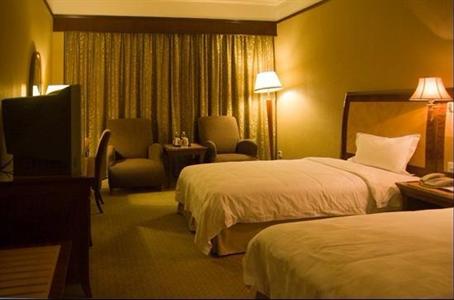 фото отеля Four Seas Hotel