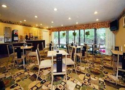 фото отеля Comfort Suites Oakbrook Terrace