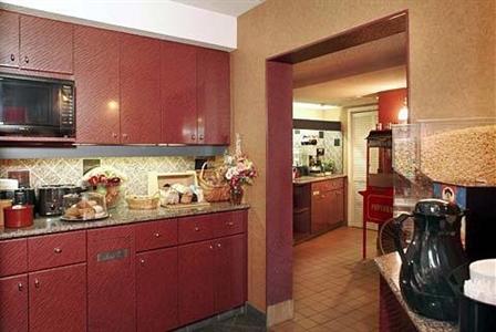 фото отеля Comfort Inn Brockville