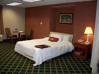 фото отеля Hampton Inn Burlington Mt. Holly