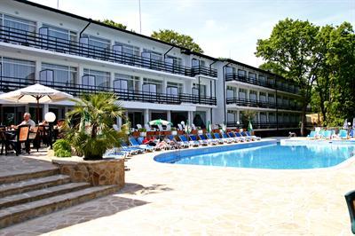 фото отеля Kini Park Hotel