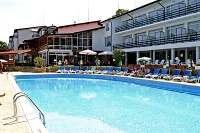 фото отеля Kini Park Hotel