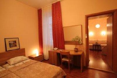 фото отеля Ave Caesar Konyushennaya Hotel St Petersburg