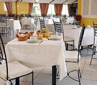 фото отеля Parcs de Grimaud Hôtel du soleil