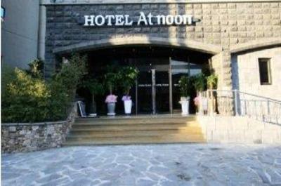фото отеля Boutique Luxury Hotel at Noon