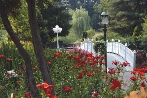 фото отеля Catlin Gardens