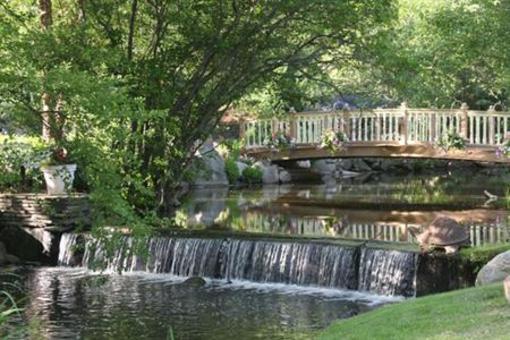 фото отеля Catlin Gardens