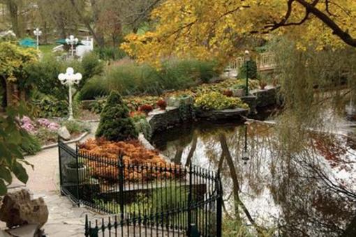 фото отеля Catlin Gardens