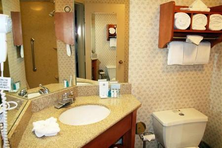 фото отеля Hampton Inn Chicago-O'Hare International Airport