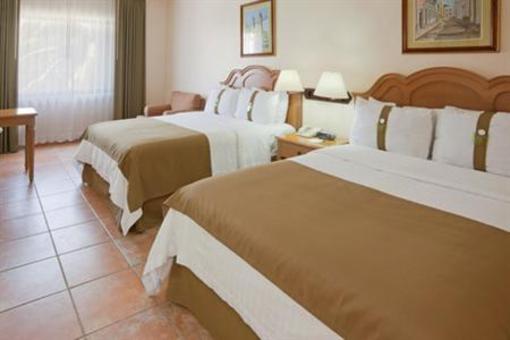 фото отеля Holiday Inn Ciudad del Carmen