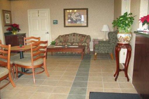 фото отеля Deerfield Inn and Suites Steele