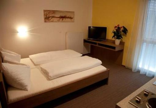 фото отеля Fair-Price-Hotel