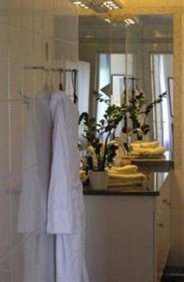 фото отеля Ominne Hide A Way Exclusive