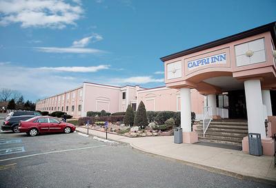 фото отеля The Capri Inn