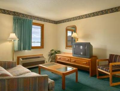 фото отеля Super 8 Staunton