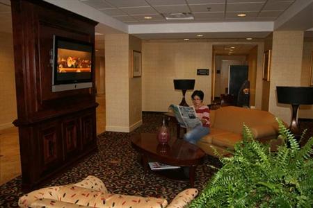 фото отеля Hampton Inn Fayetteville