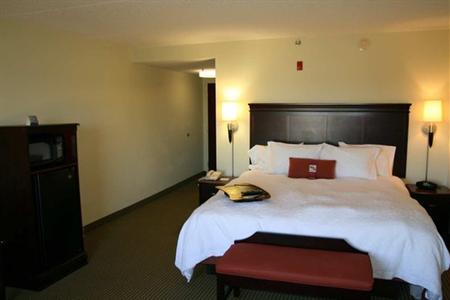 фото отеля Hampton Inn Fayetteville