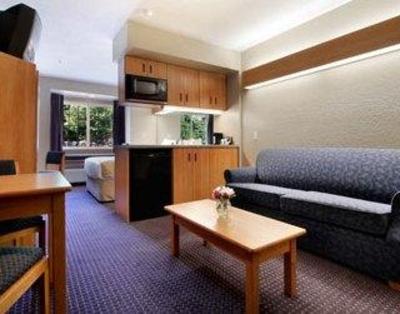 фото отеля Microtel Inn & Suites Hazelton