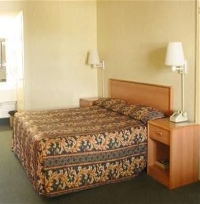фото отеля Highway Inn Chula Vista