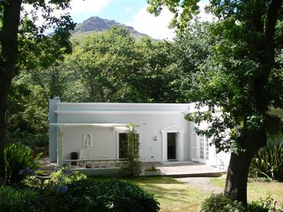 фото отеля De Trafford Garden Cottage
