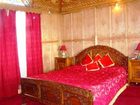 фото отеля Mandalay Houseboats Srinagar