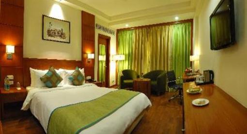 фото отеля Tulip Inn Lucknow