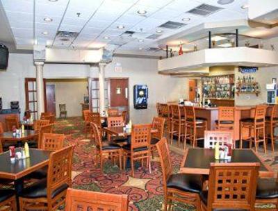 фото отеля Ramada Inn of Levittown