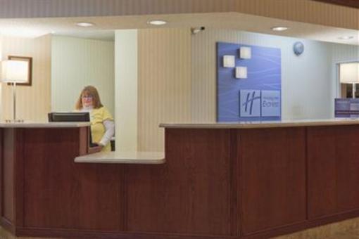 фото отеля Holiday Inn Express Rensselaer