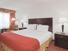 фото отеля Holiday Inn Express Rensselaer