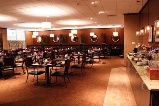 фото отеля Holiday Inn Strongsville