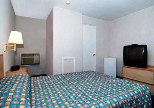 фото отеля Econo Lodge Mechanicsburg