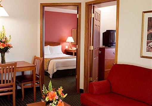 фото отеля TownePlace Suites Salt Lake City Layton