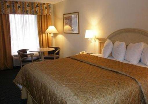 фото отеля Quality Inn & Suites Clearwater