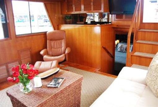 фото отеля Narnie O' Shea Yacht Lodging