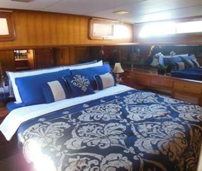 фото отеля Narnie O' Shea Yacht Lodging