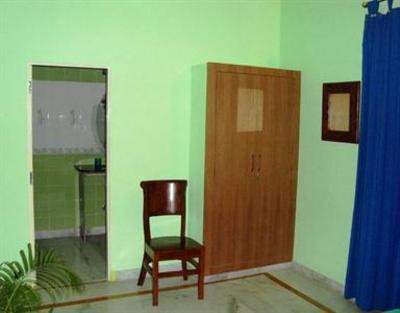 фото отеля Blue Skies Guest House Jaipur