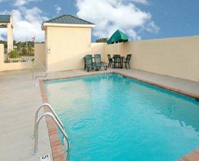 фото отеля Quality Inn & Suites Jackson Airport Pearl