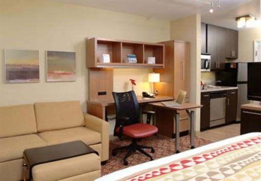 фото отеля Erie TownePlace Suites