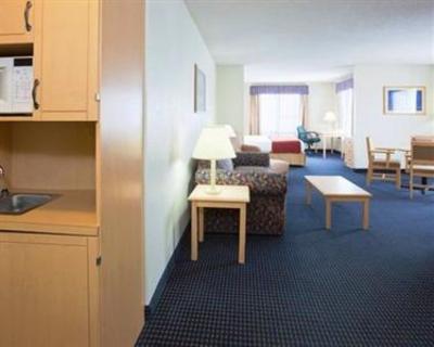 фото отеля Holiday Inn Express Superior