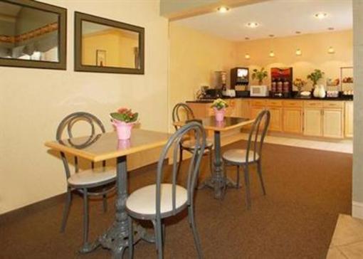 фото отеля Comfort Inn Clifton Park