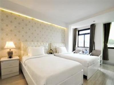 фото отеля The White 2 Hotel