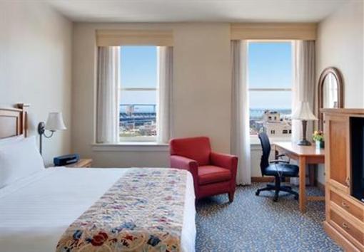 фото отеля Courtyard by Marriott San Diego Downtown