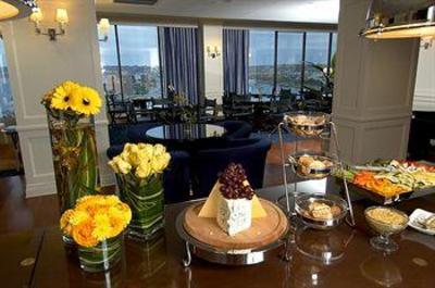 фото отеля The Sheraton San Diego Hotel & Marina