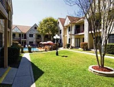 фото отеля Hawthorn Suites Northeast San Antonio