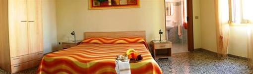 фото отеля Actinia Accommodation