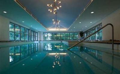 фото отеля Hotel Alpine Lodge Saanen