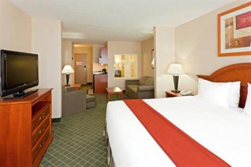 фото отеля Holiday Inn Express Hotel & Suites University Kent (Ohio)