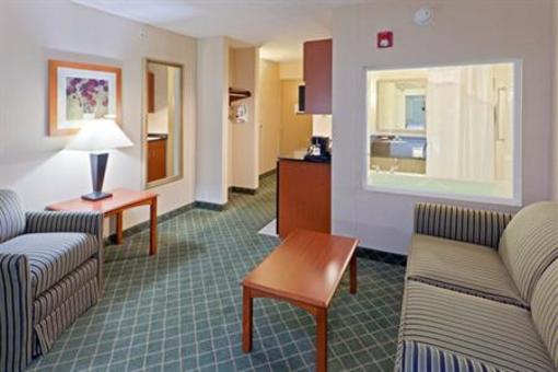 фото отеля Holiday Inn Express Hotel & Suites University Kent (Ohio)